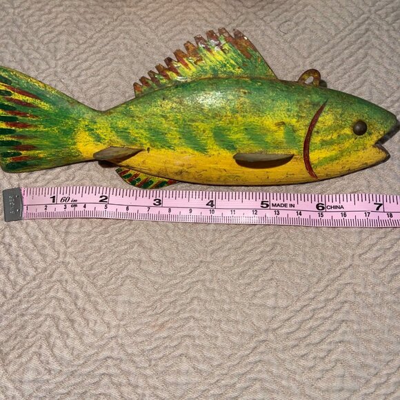 Vintage Folk Art Fishing Decoys Collectible Decor Set of 5 - Picture 10 of 14